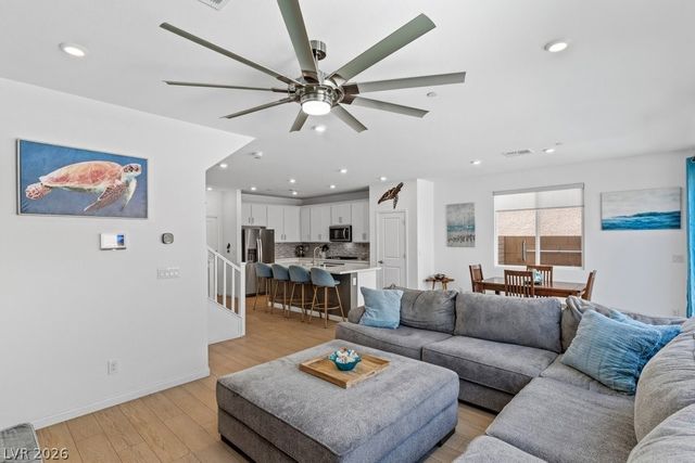 852 Benning Street, Henderson, NV 89011