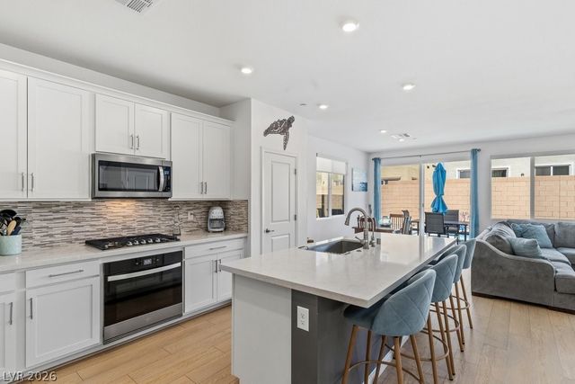 852 Benning Street, Henderson, NV 89011