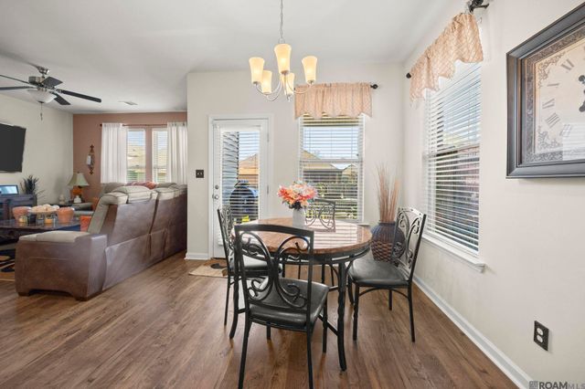 21326 Hayfield Dr, Zachary, LA 70791