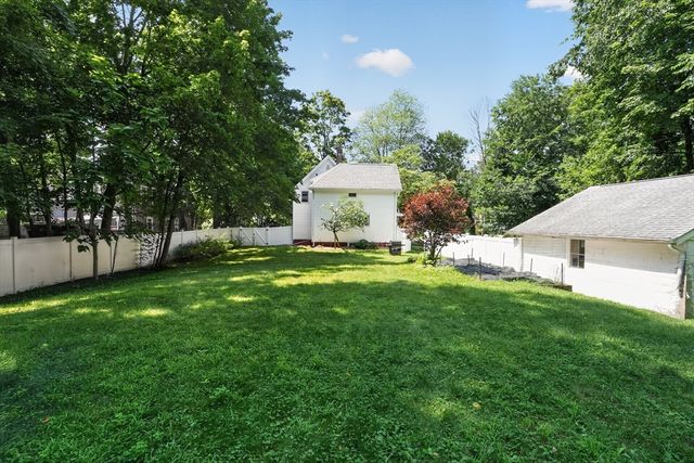 207 N Central St, East Bridgewater, MA 02333
