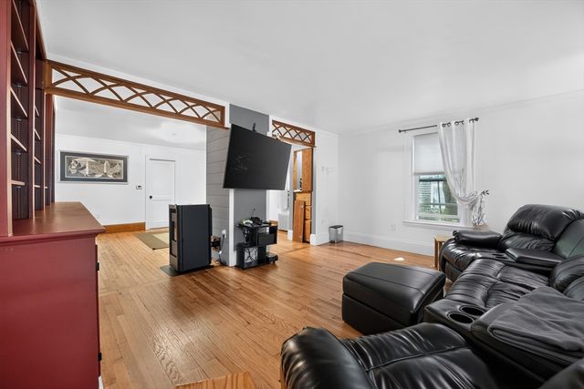 207 N Central St, East Bridgewater, MA 02333