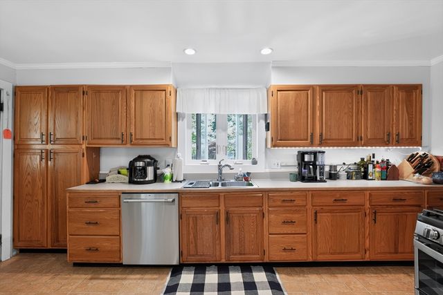 207 N Central St, East Bridgewater, MA 02333