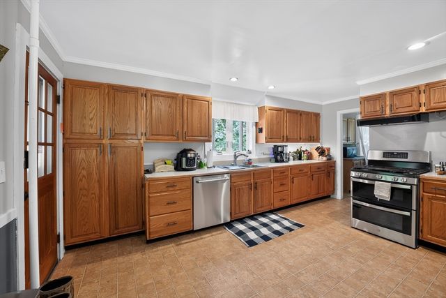207 N Central St, East Bridgewater, MA 02333