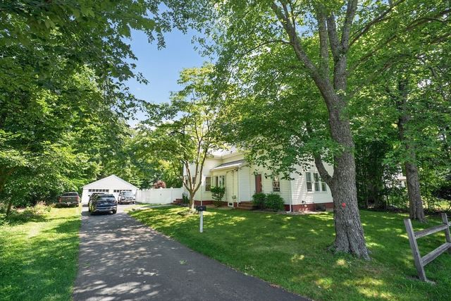 207 N Central St, East Bridgewater, MA 02333