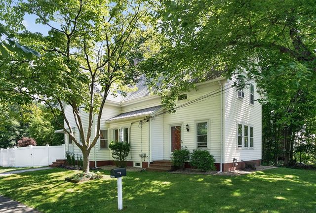 207 N Central St, East Bridgewater, MA 02333