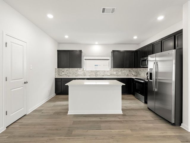 513 Yellow Ribbon, Jarrell, TX 76537