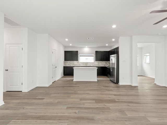 513 Yellow Ribbon, Jarrell, TX 76537