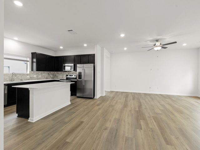 513 Yellow Ribbon, Jarrell, TX 76537