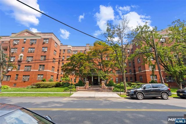 100 Prospect Avenue 1O, Hackensack, NJ 07601