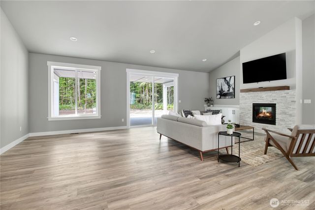 30732 419th Avenue NE, Arlington, WA 98223