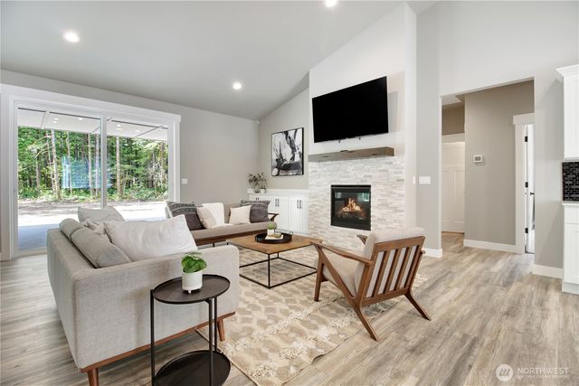 30732 419th Avenue NE, Arlington, WA 98223