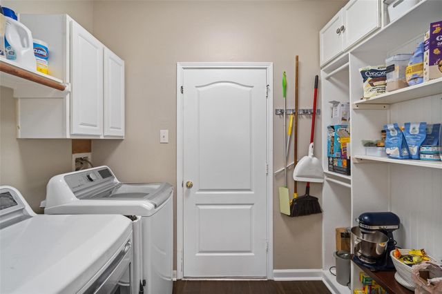 4512 Waverly Canyon Lane, League City, TX 77573