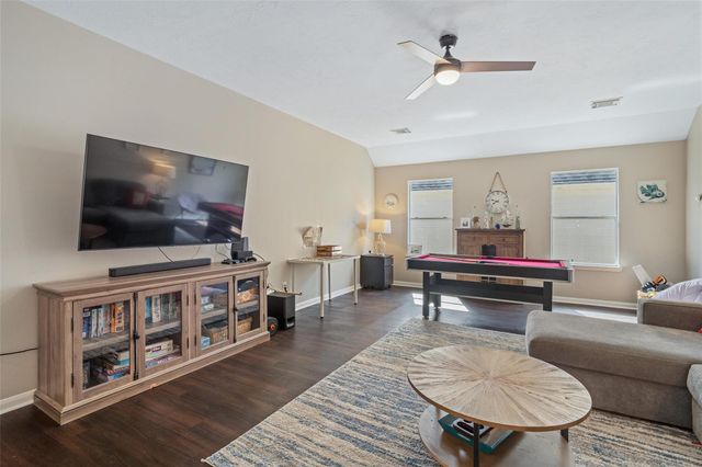 4512 Waverly Canyon Lane, League City, TX 77573