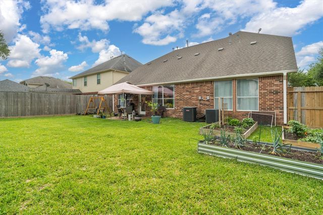 4512 Waverly Canyon Lane, League City, TX 77573