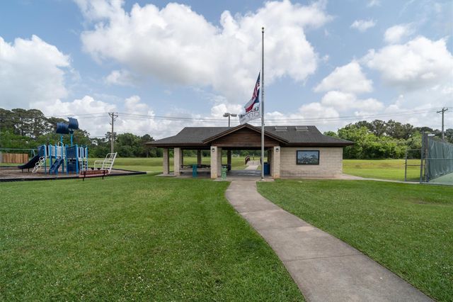 4512 Waverly Canyon Lane, League City, TX 77573