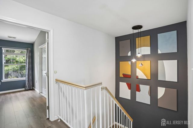 5 Schlottfeld Lane, Parlin, NJ 08859