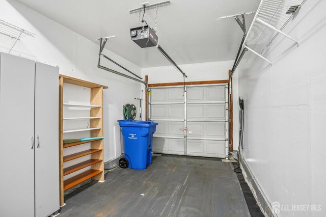 5 Schlottfeld Lane, Parlin, NJ 08859