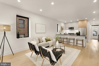 2647 41ST ST NW #1, Washington, DC 20007