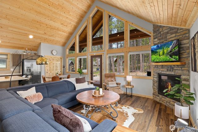 330 Rockberry Loop, Ronald, WA 98940