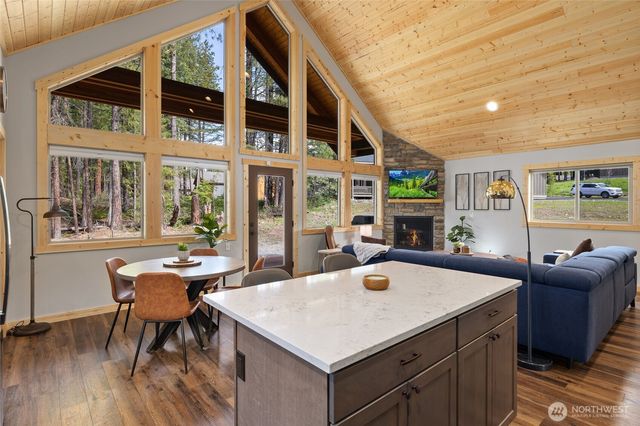 330 Rockberry Loop, Ronald, WA 98940