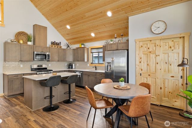 330 Rockberry Loop, Ronald, WA 98940