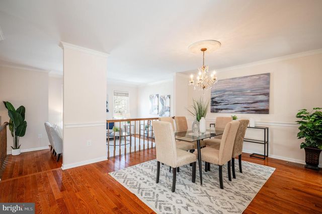 9433 WILLIAM KIRK LN, Burke, VA 22015