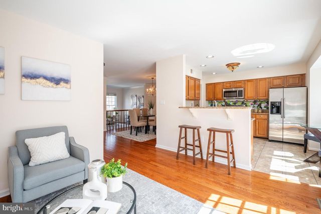 9433 WILLIAM KIRK LN, Burke, VA 22015