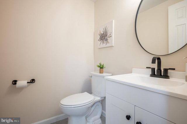 9433 WILLIAM KIRK LN, Burke, VA 22015