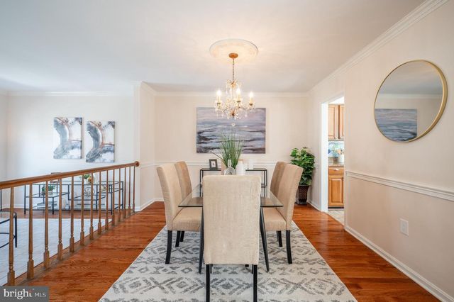 9433 WILLIAM KIRK LN, Burke, VA 22015