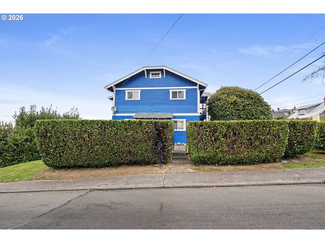 3496 Harrison Ave, Astoria, OR 97103