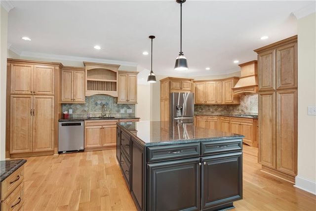 4711 Talleybrook Drive NW, Kennesaw, GA 30152