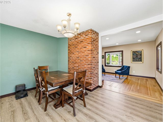 4724 Se THIESSEN Rd, Milwaukie, OR 97267