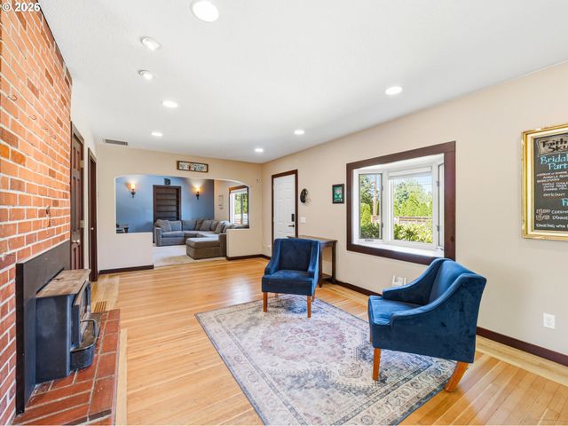 4724 Se THIESSEN Rd, Milwaukie, OR 97267