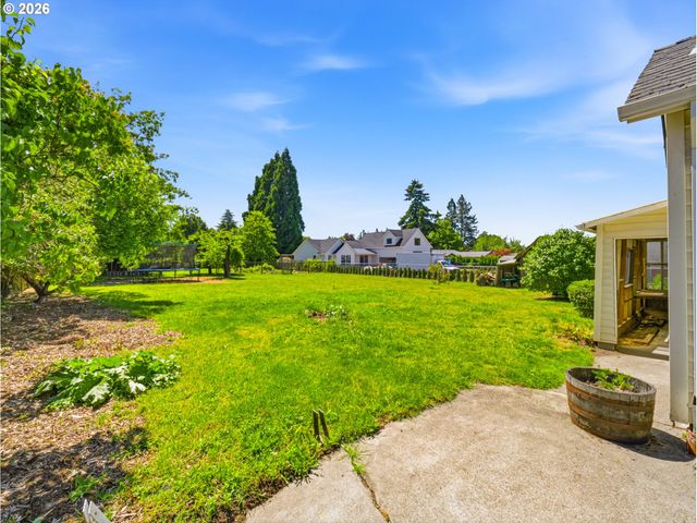 4724 Se THIESSEN Rd, Milwaukie, OR 97267