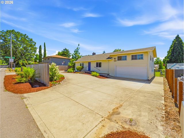 4724 Se THIESSEN Rd, Milwaukie, OR 97267