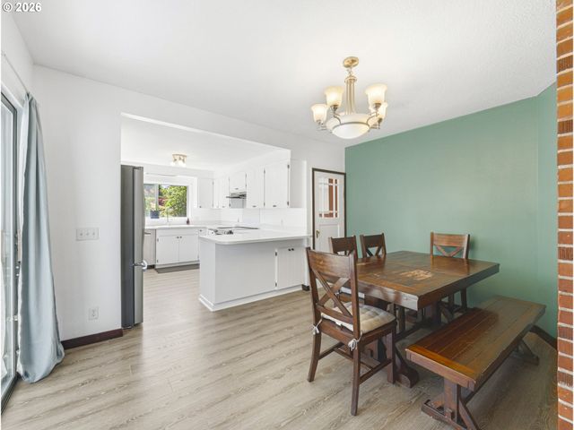 4724 Se THIESSEN Rd, Milwaukie, OR 97267