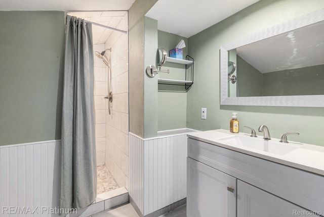 4653 Webberdale Drive S, Rose Township, MI 48442