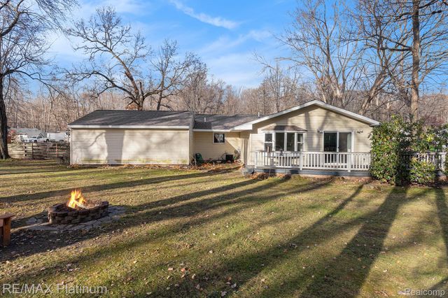 4653 Webberdale Drive S, Rose Township, MI 48442