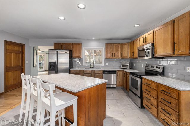 4653 Webberdale Drive S, Rose Township, MI 48442