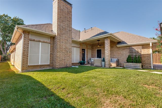 1500 Forest Meadows Court, Bedford, TX 76021