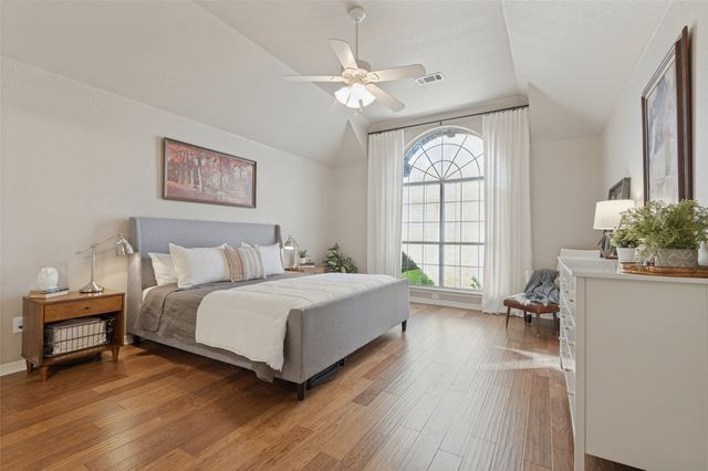 1500 Forest Meadows Court, Bedford, TX 76021