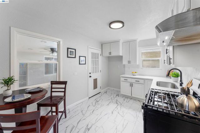 666 Via Pacheco, San Lorenzo, CA 94580