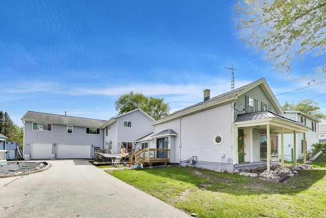 W2139 Highway 11, Elkhorn, WI 53121