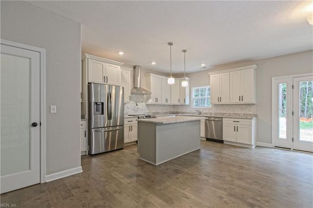 234 Hall RD, Hampton, VA 23664