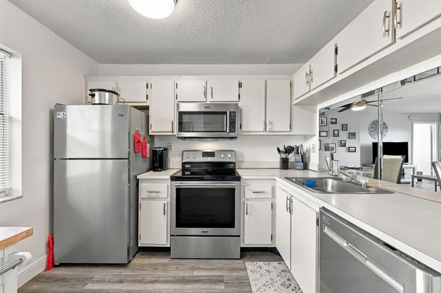 2635 NW 104th Avenue 206, Sunrise, FL 33322