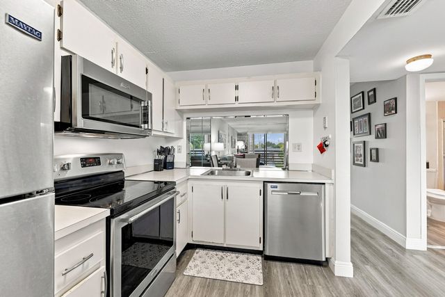 2635 NW 104th Avenue 206, Sunrise, FL 33322