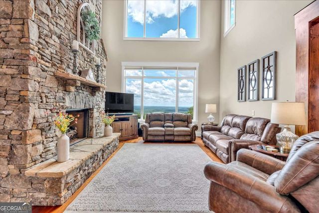 52 Waterside Drive SE, Cartersville, GA 30121