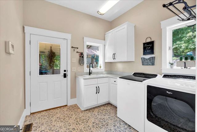 52 Waterside Drive SE, Cartersville, GA 30121