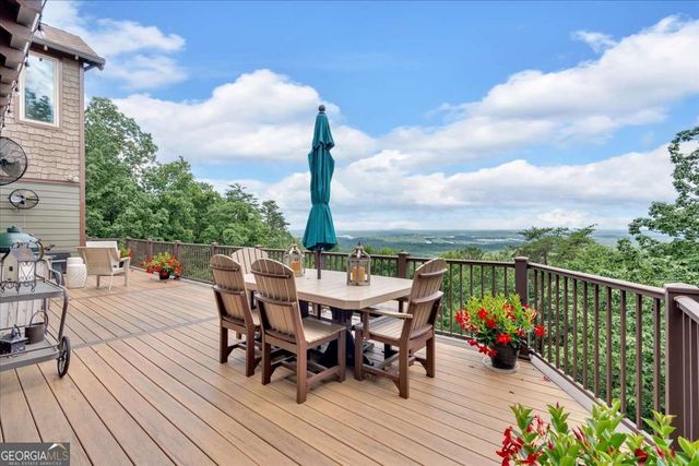 52 Waterside Drive SE, Cartersville, GA 30121