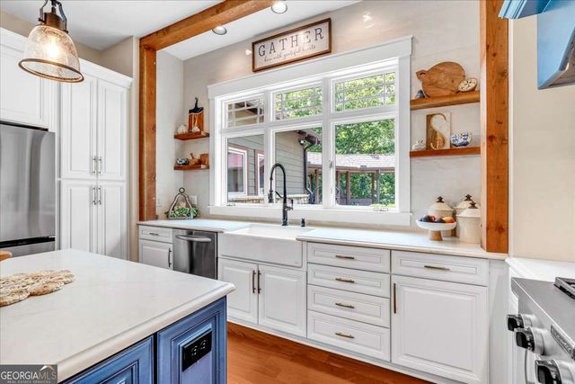 52 Waterside Drive SE, Cartersville, GA 30121